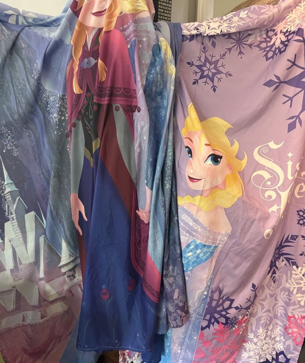 Disney Frozen Elsa & Anna Shower Curtain Bathroom Decor Lot X2 Castle Princess